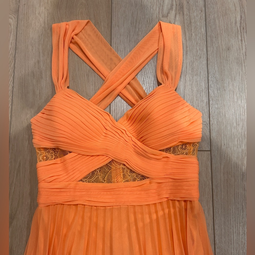 Elegant Orange Maxi Dress - Picture 4 of 10
